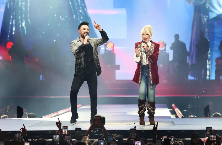 Tarkan ve Ajda’dan Unutulmaz Konser Anları