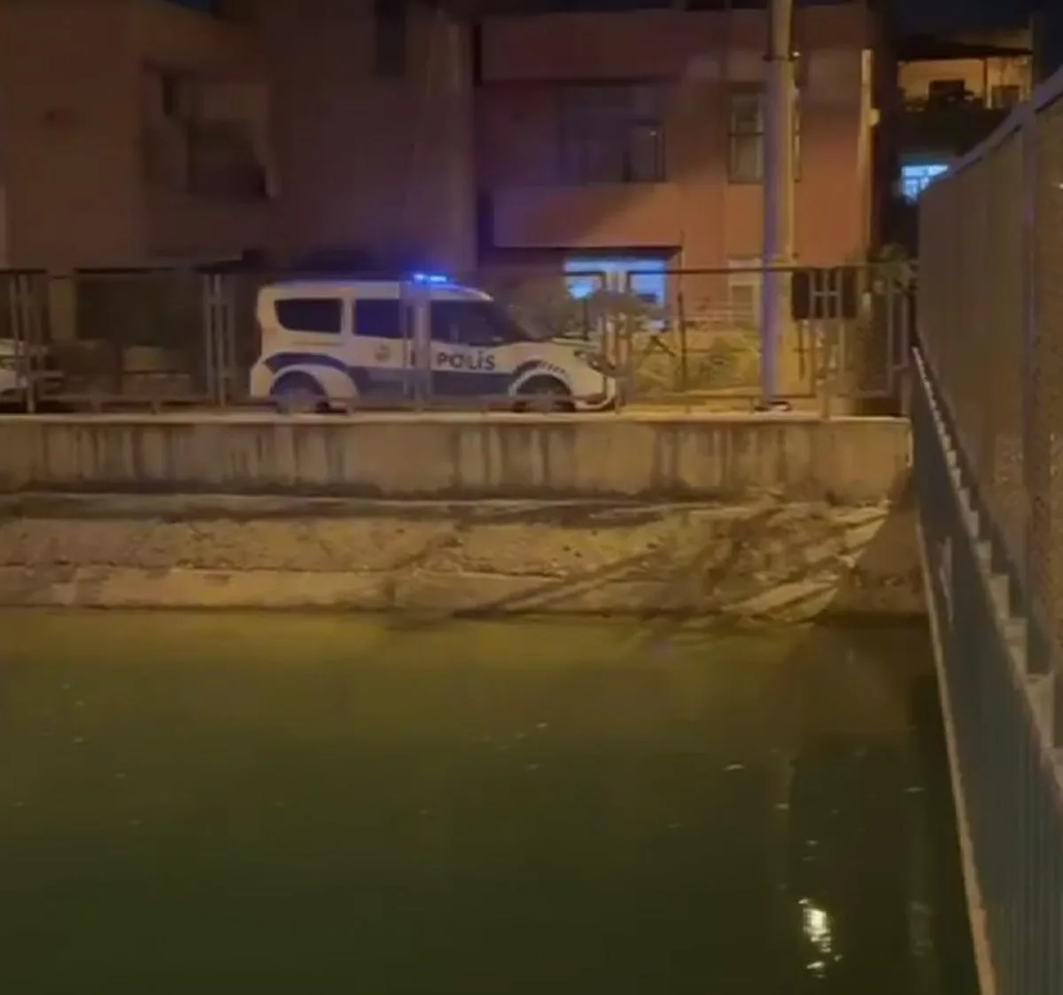 Tarsus’ta Sulama Kanalında İki Kardeşten Biri Boğuldu