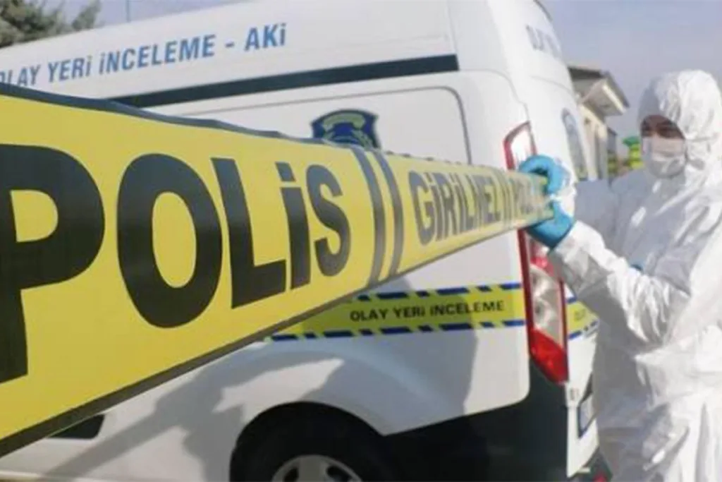 Tartışma Kanlı Bitti! Genç Kadın Erkek Arkadaşını Bıçakladı