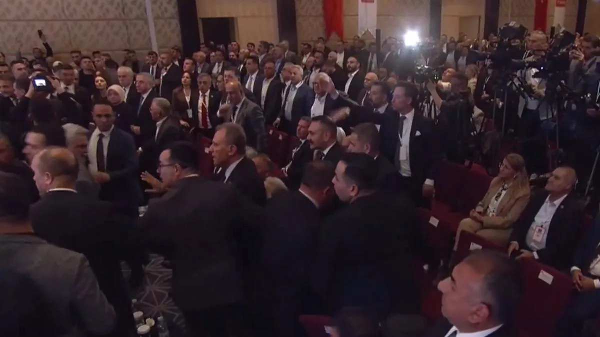 TBB Toplantısında Kavga: İmamoğlu Tartışması!