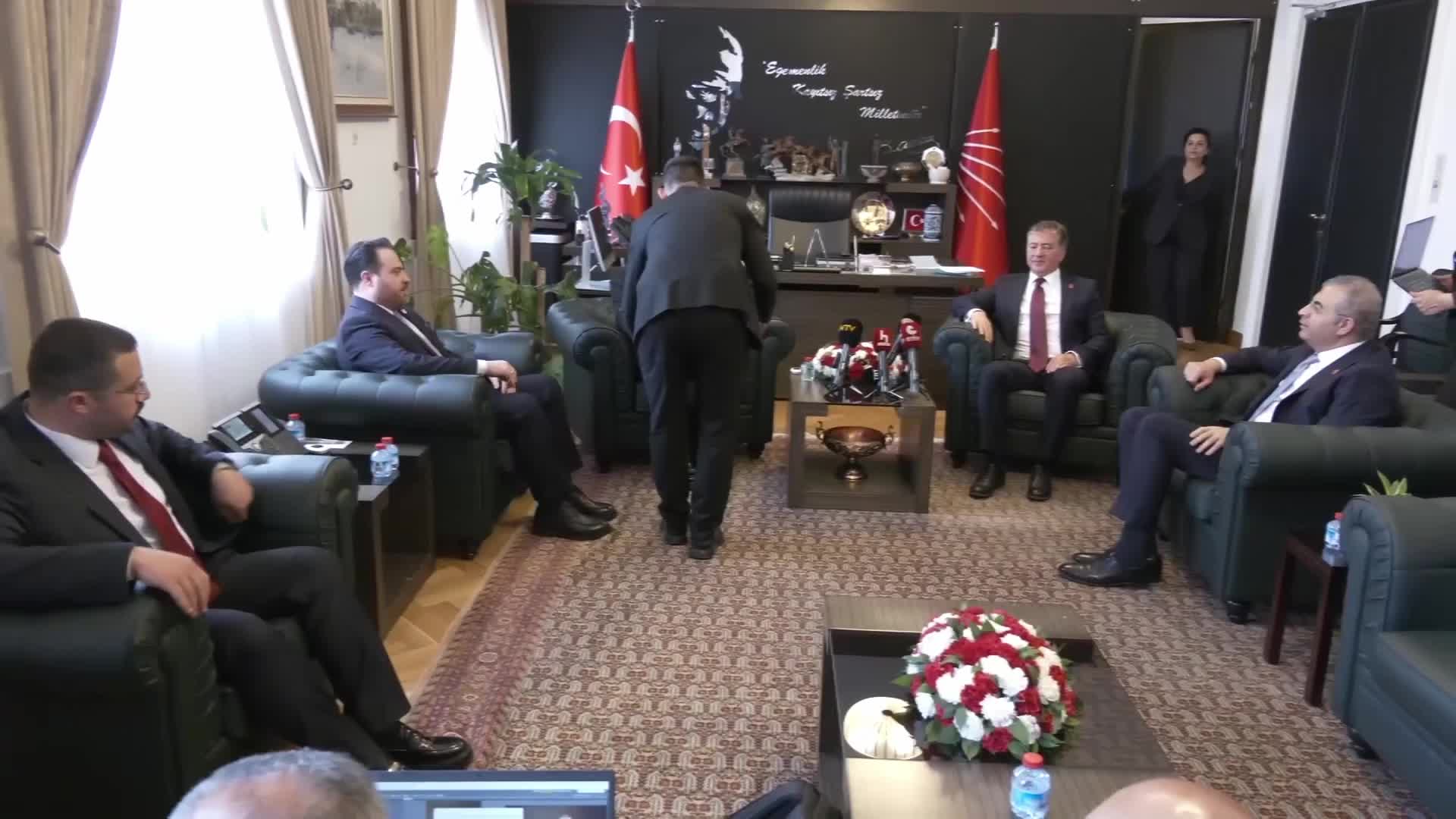 TBMM’de Bayram Ziyaretinde Siyasi Mesajlar!