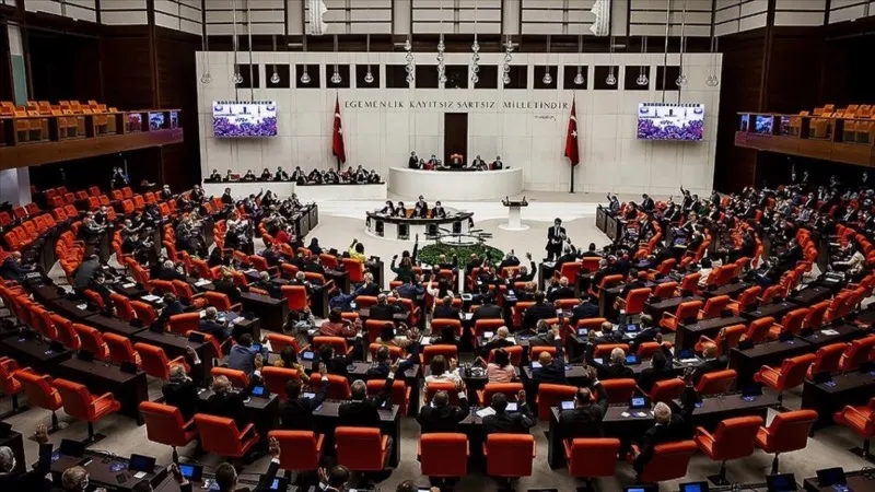 TBMM’de “Hırsızlık” Tartışması Alevlendi!