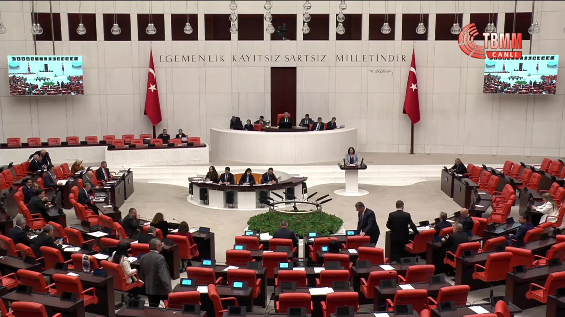 TBMM’de Toplumsal Cinsiyet Tartışması Gündemde!