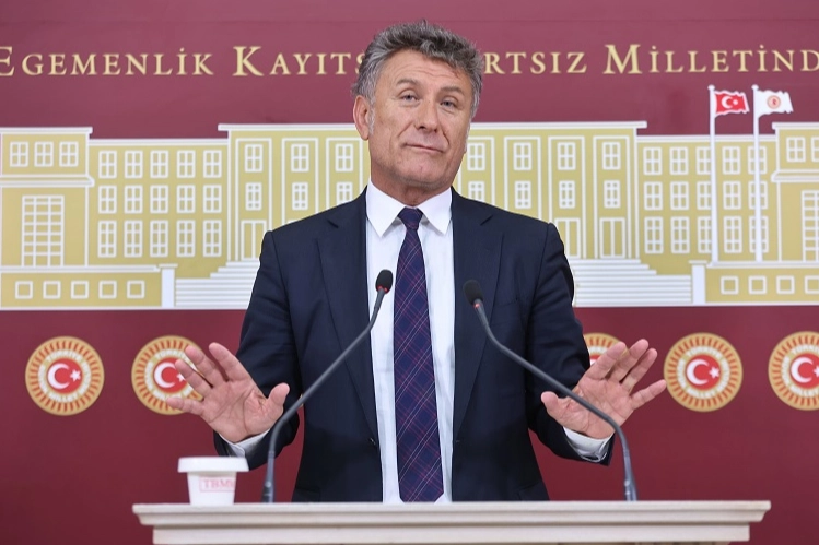 Tek Adam Rejimi: Yoksulluk ve Çöküş Süreci