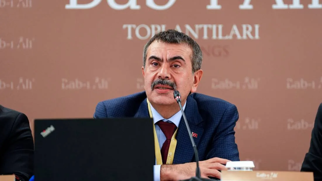 Tekin’den İBB’ye Sert Eleştiri: Ahlak ve İzan!