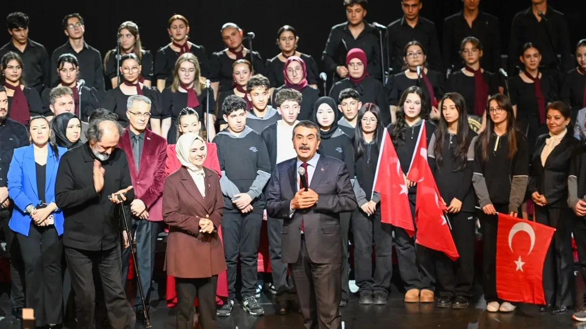 Tekin ve Göktaş, Erzurum’da Sanat Rüzgarı Esti