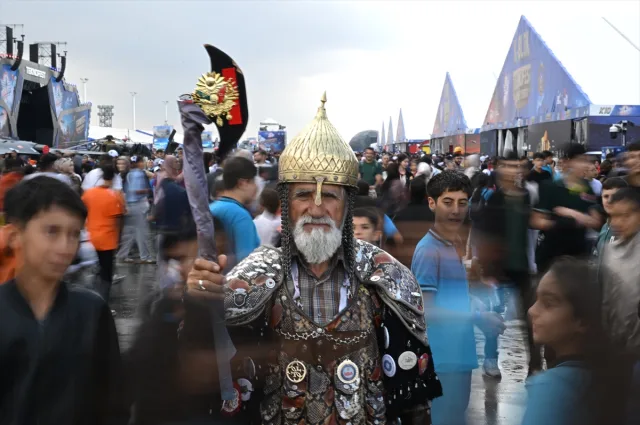 TEKNOFEST'e damga vuran anlar! Önünde durup ellerini açtı, ağzından bu sözler döküldü