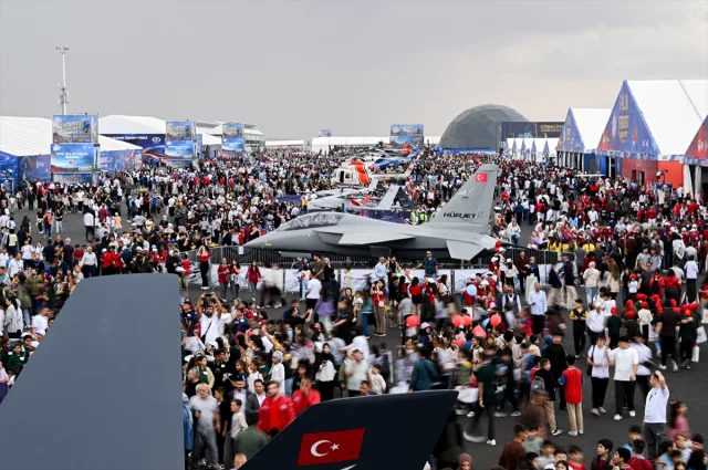 TEKNOFEST’te Dua Eden Vatandaşın Anları