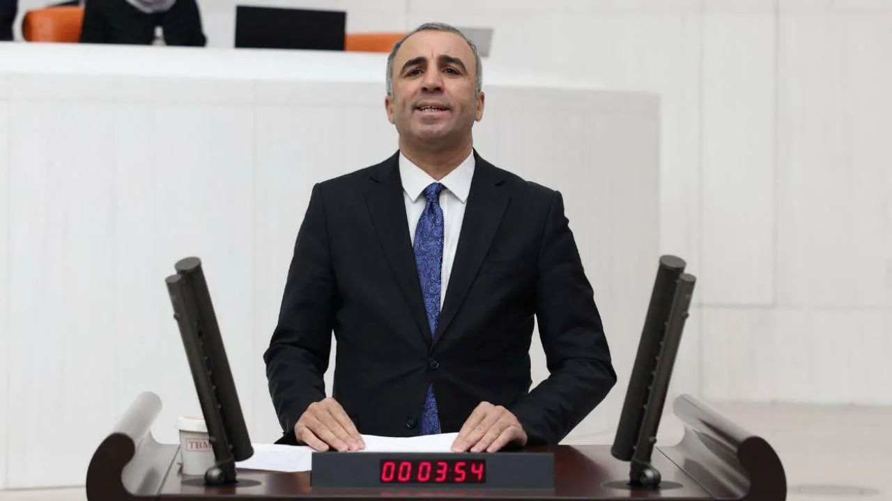 Teneffüs Zili Krizi: Veli Gözaltına Alındı!