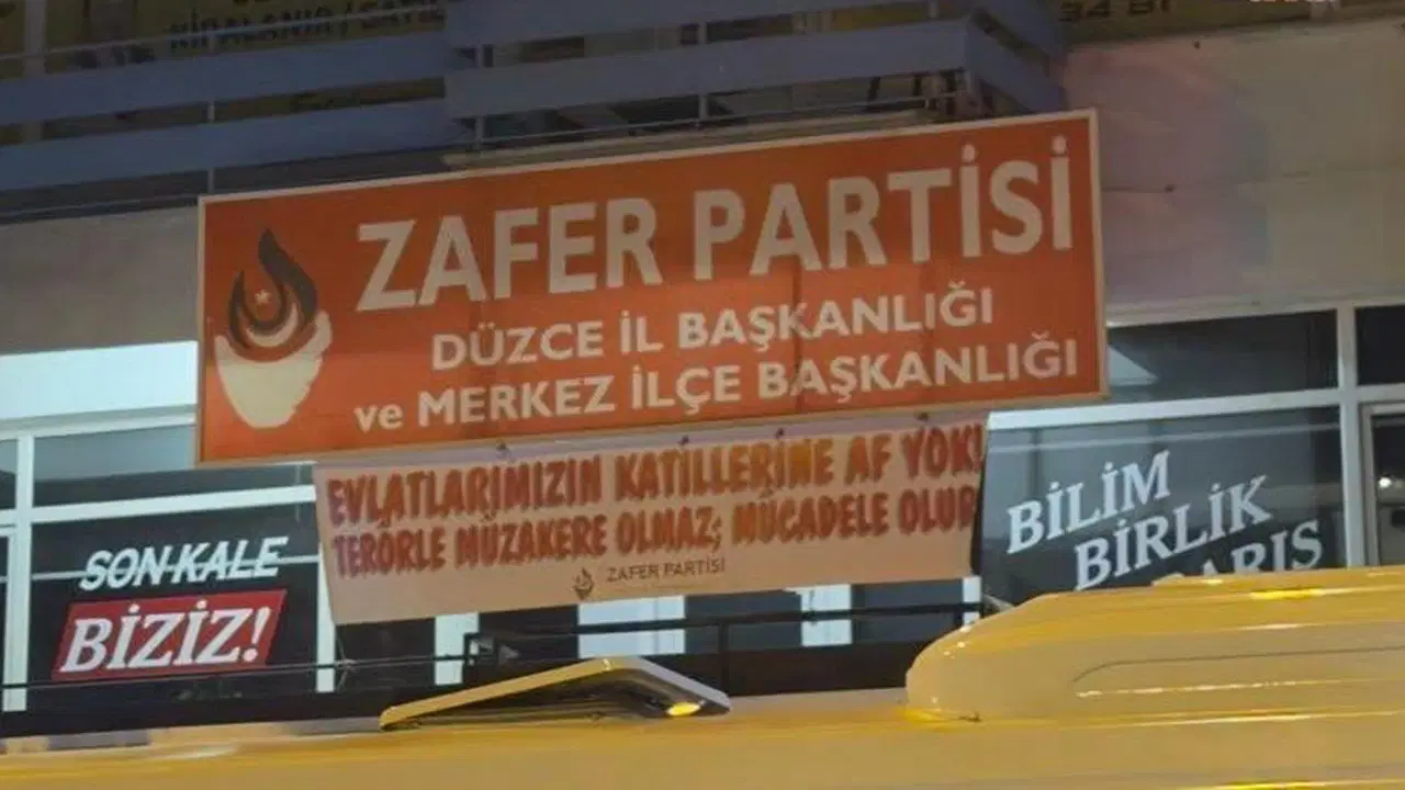 ‘Terörle Müzakere Olmaz’ Pankartına Soruşturma!