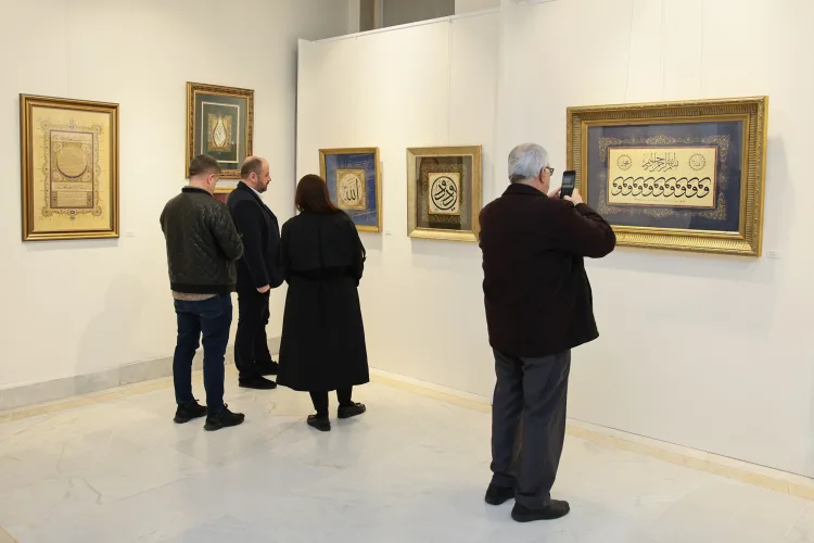 Tezhip ve Hat Sanatı Bursa’da Sergilendi