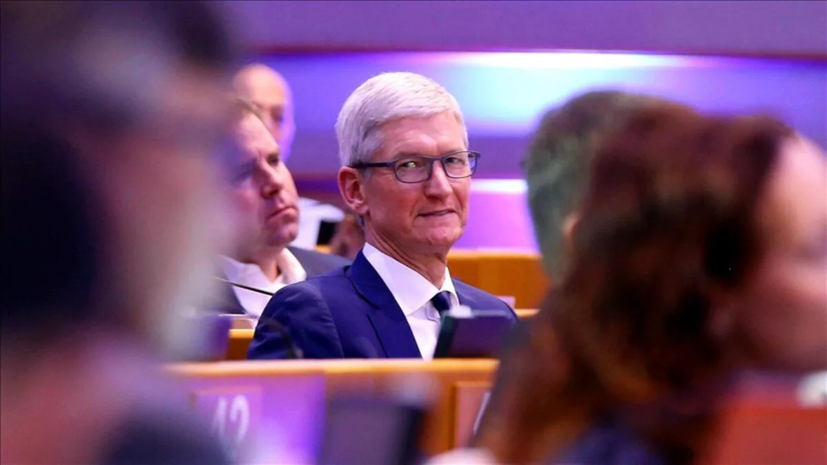 Tim Cook Emeklilik İddialarını Yalanladı!