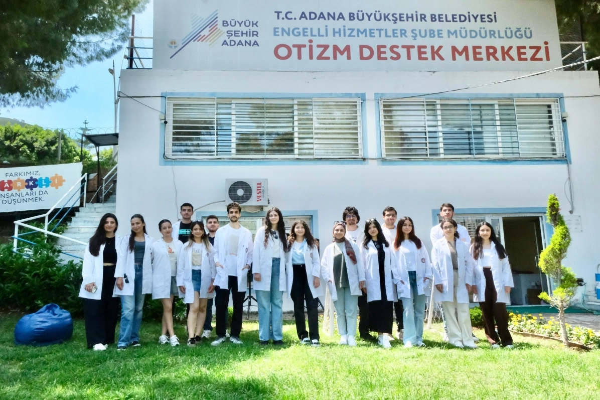 Tıp Öğrencilerinden Otizmli Çocuklara Destek