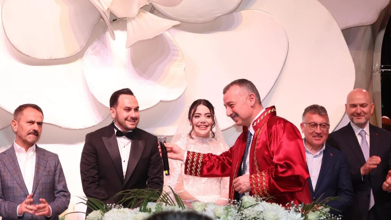 Tipioğlu Ailesinin Mutlu Günü: Düğün Töreni