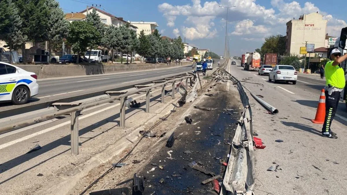 Tır Kontrolden Çıktı: D-100’de Kaza!