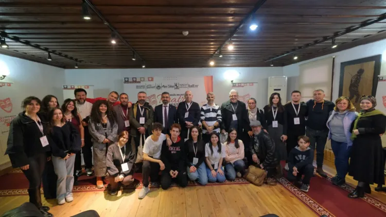 Tiyatro Festivali, Düşünsel ve Eğitsel İçerikle Zenginleşti