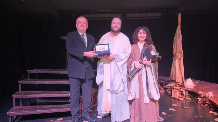 Tiyatro Festivali’nde Alkış Yağmuru: Kocaeli