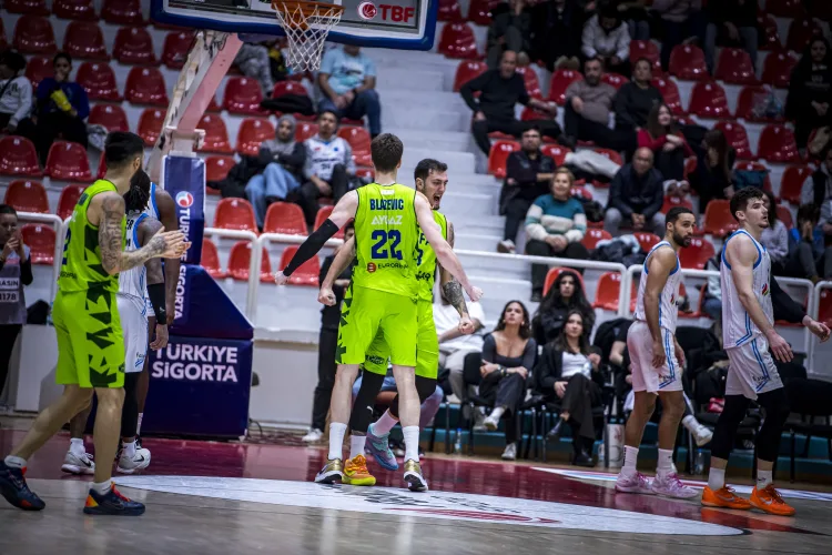 TOFAŞ Deplasmanda Gülerek Dönüyor: 82-76!