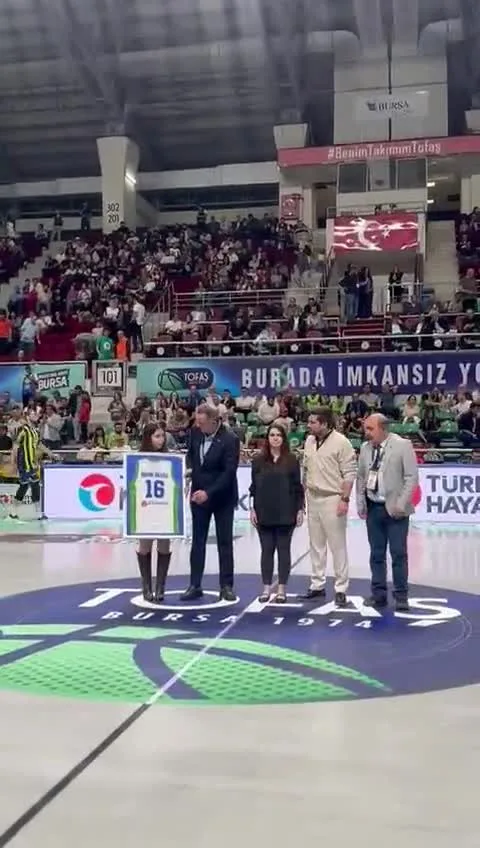 Bursa'da Tofaş, Aksöz'ü anarak yeni sezona başladı...