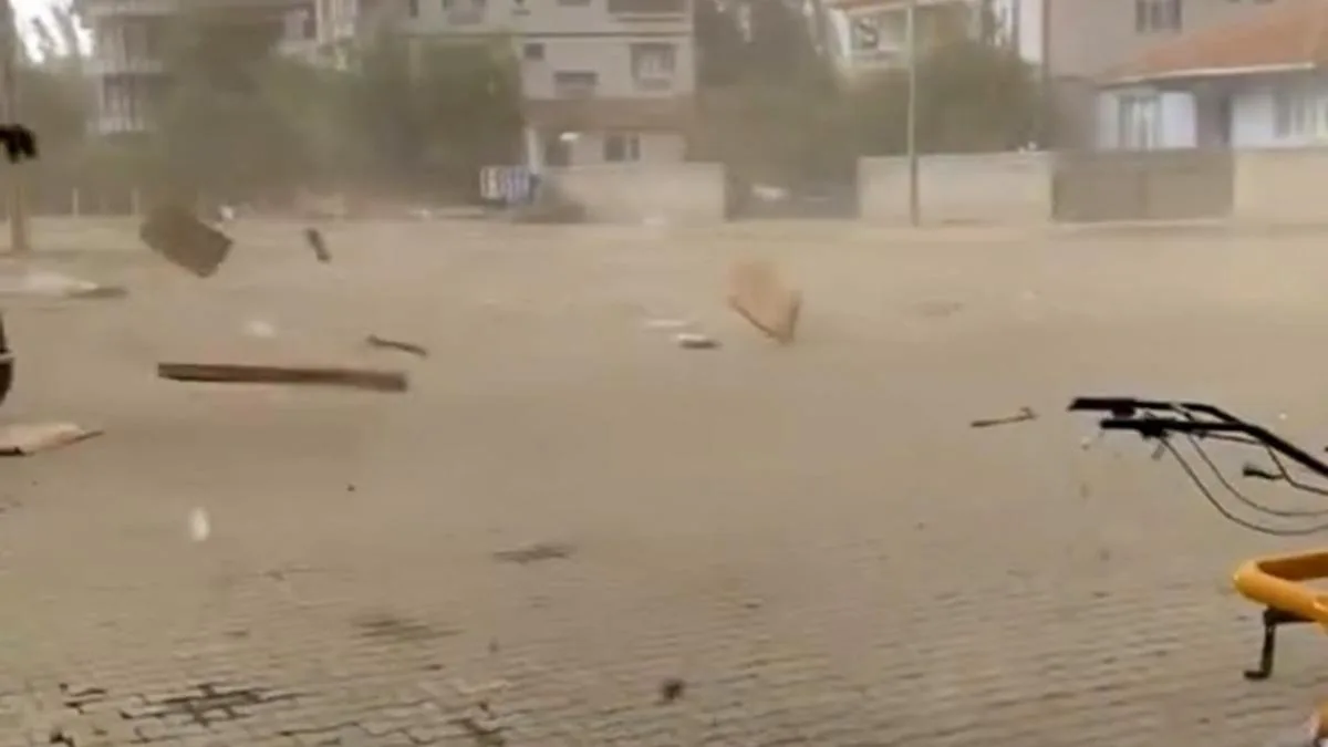 Tokat’ta Fırtına ve Sağanak Hayatı Olumsuz Etkiledi