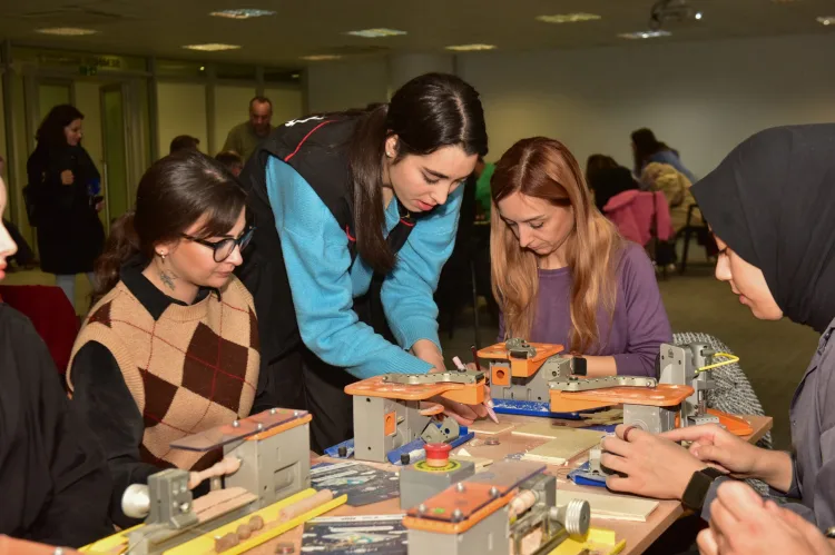 Toplumsal Cinsiyet Eşitliği İçin Atölyeler Bursa’da