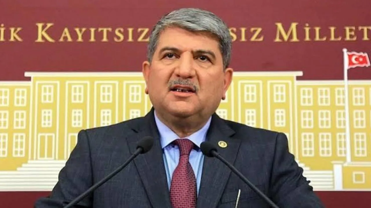 Torun’un İstifası, Meclis’te Dengeyi Değiştirdi!