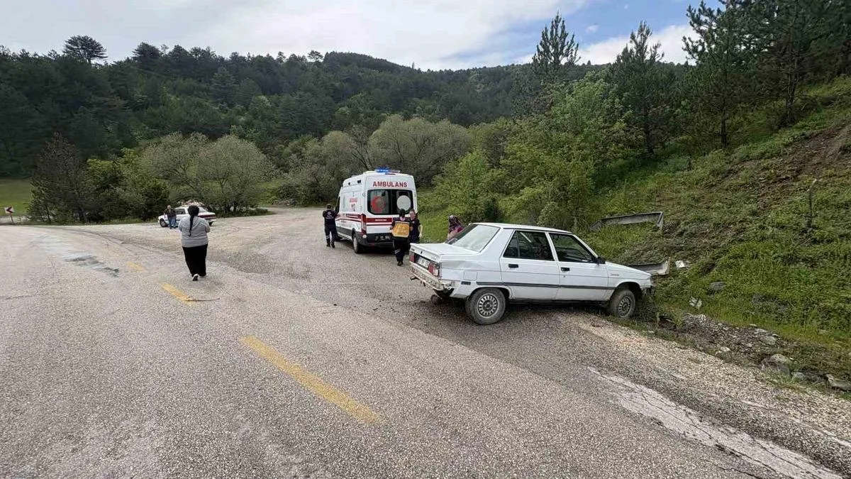 Tosya’da Kaza: İki Yaralı Hastaneye Sevk Edildi