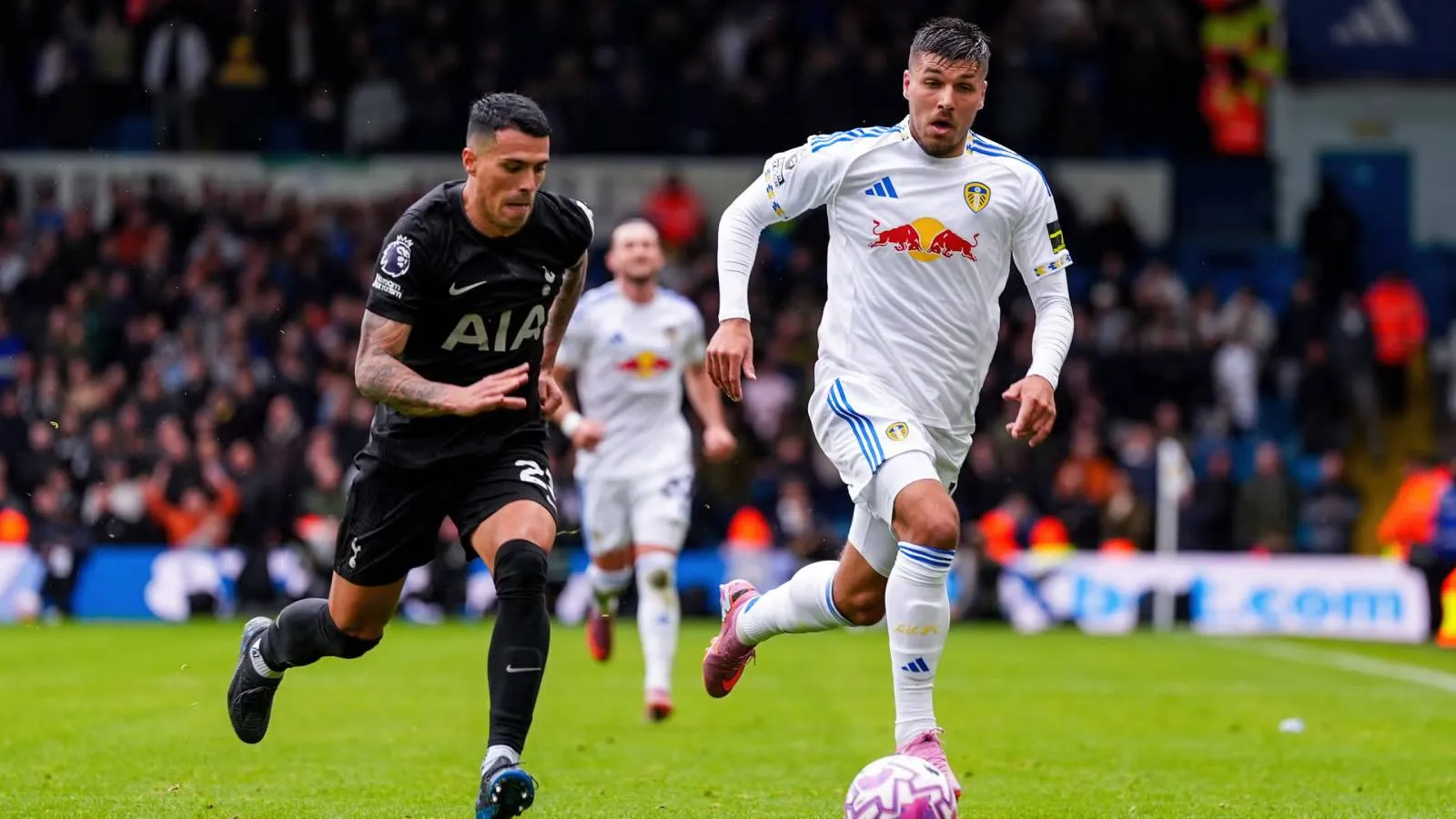 Tottenham, Leeds ile 1-1 berabere kaldı!