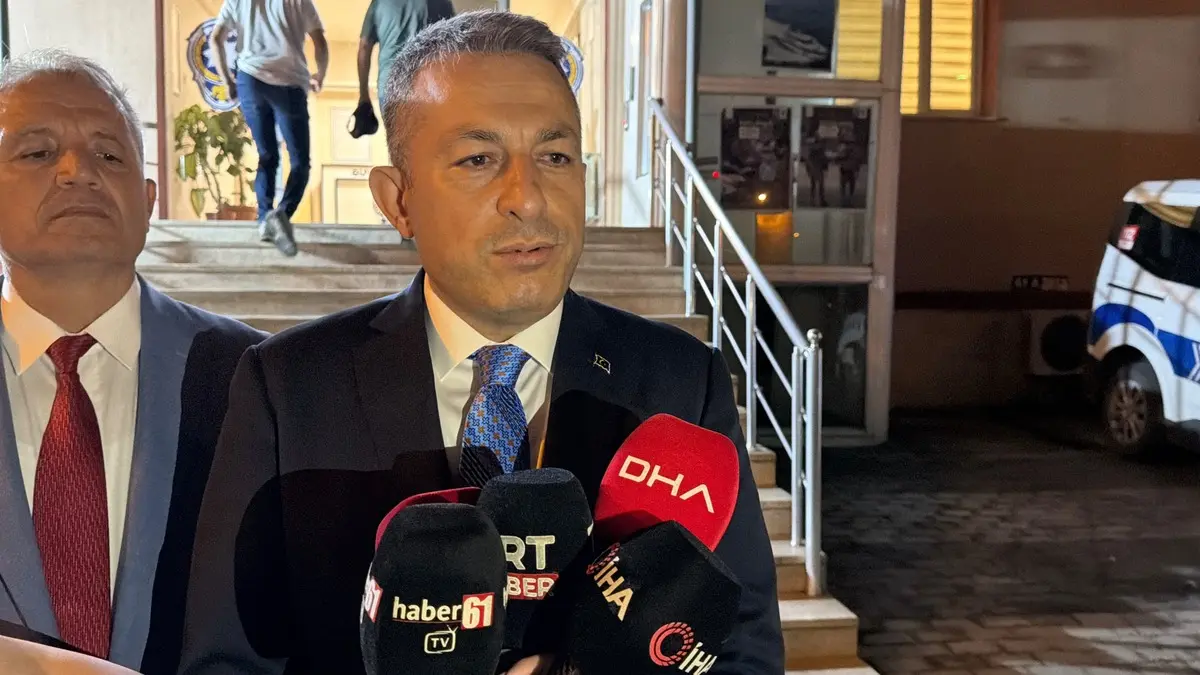 Trabzon da kimliği belirsiz İHA alarmı! Emniyetin bahçesine düştü 4
