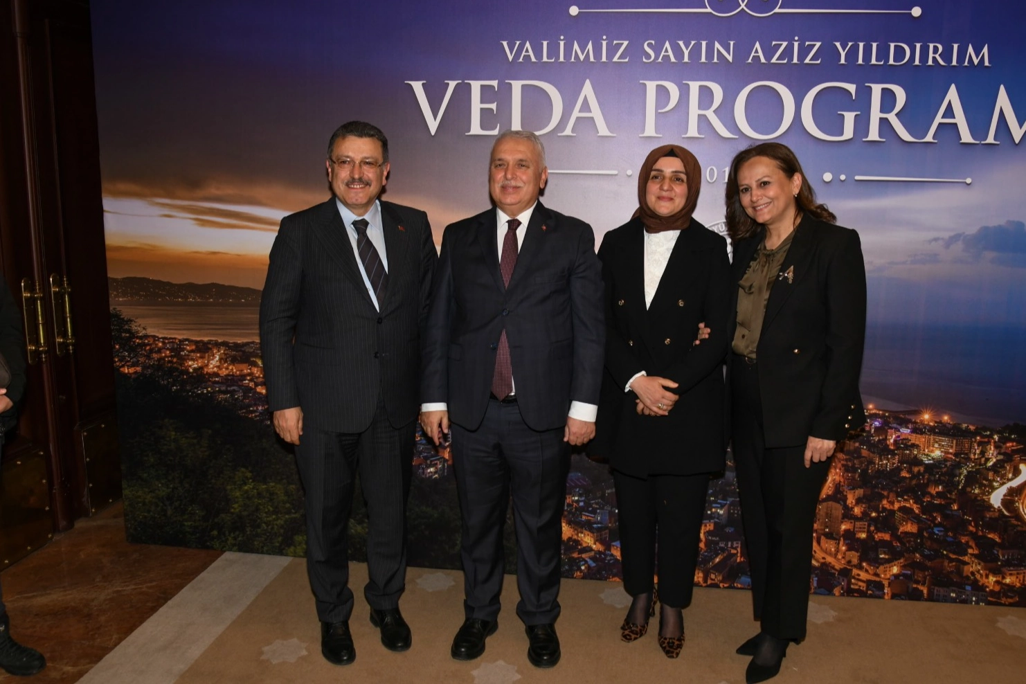Trabzon’da Vali Yıldırım’a Veda Yemeği Düzenlendi