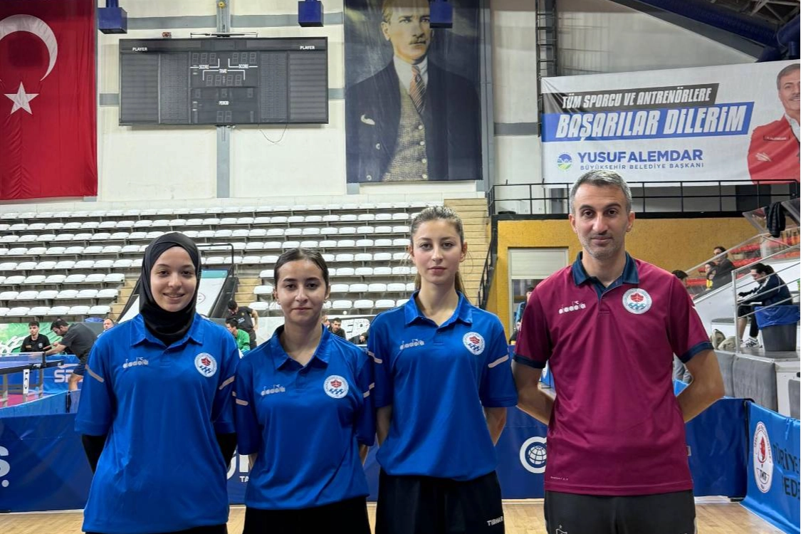 Trabzon Kadın Masa Tenisi Takımı’ndan Liderlik!