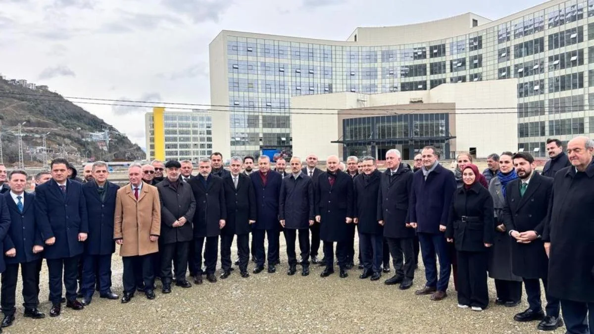 Trabzon Şehir Hastanesi’nde İlerleme Yüzde 90!