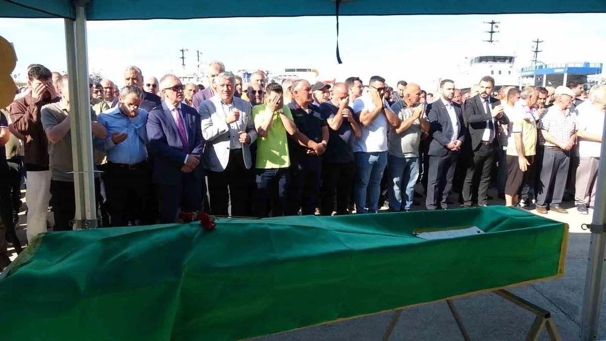 Trabzonlu Balıkçı Son Yolculuğuna Uğurlandı