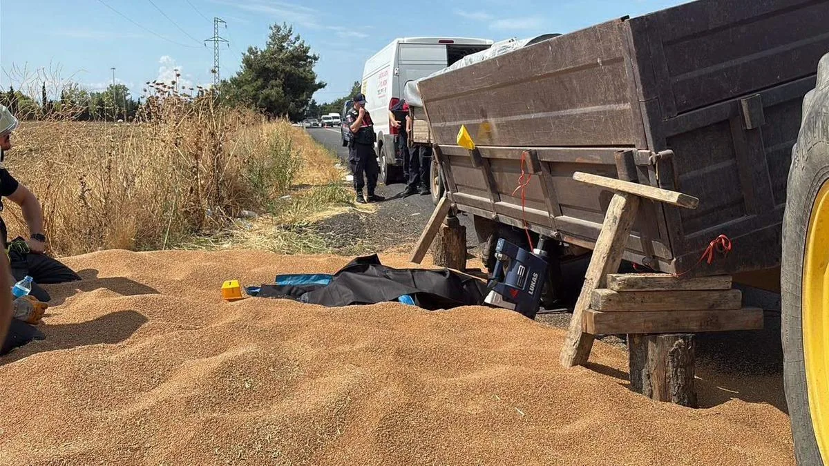 Traktör Devrildi, Lastik Tamiri Felakete Dönüştü