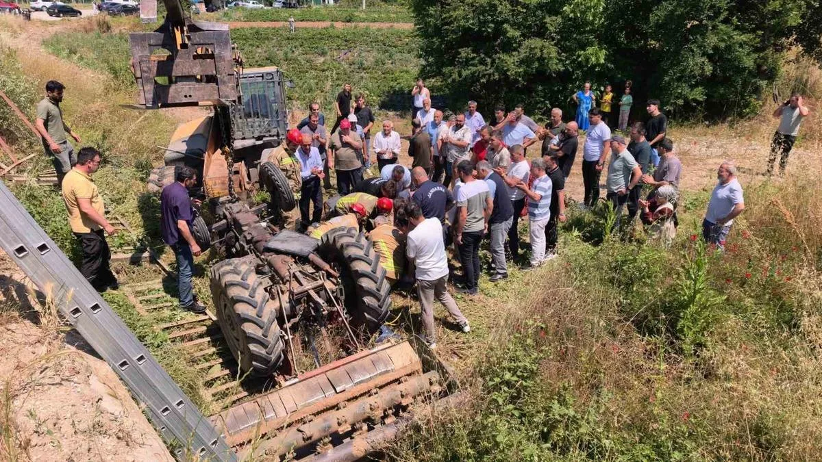 Traktörün Köprüden Düşmesi: Muhtarın Kahramanlığı!