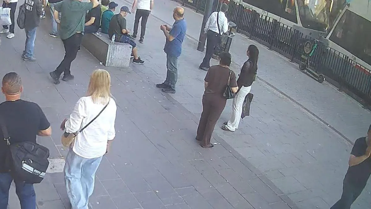 Tramvay Altında Kalan Çocuk Hayatını Kaybetti