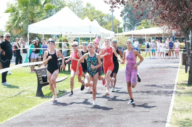 Triathle Yarışları Osmangazi’de Nefes Kesti