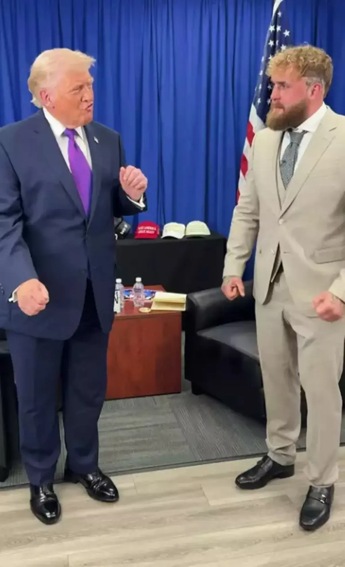 Orta Doğu da kan gövdeyi götürürken Trump tan dans şov!