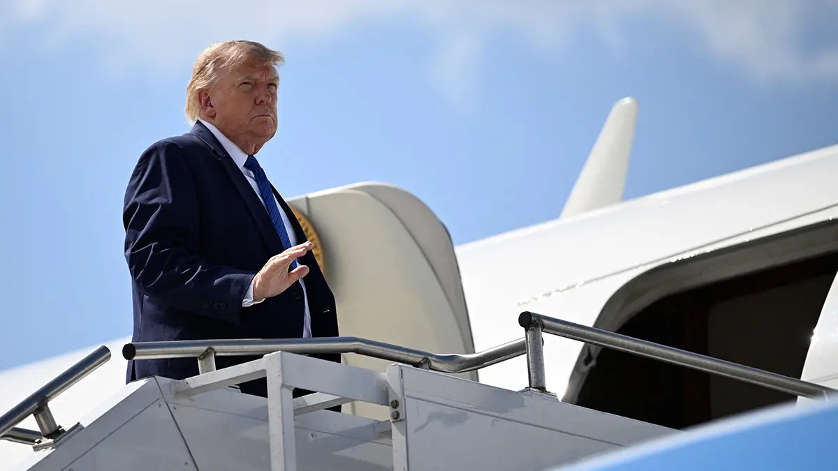 Trump’ın Türkiye dönüşü uçağını değiştirmesi gündem olmuştu! ABD’de ‘köstebek’ krizi 2
