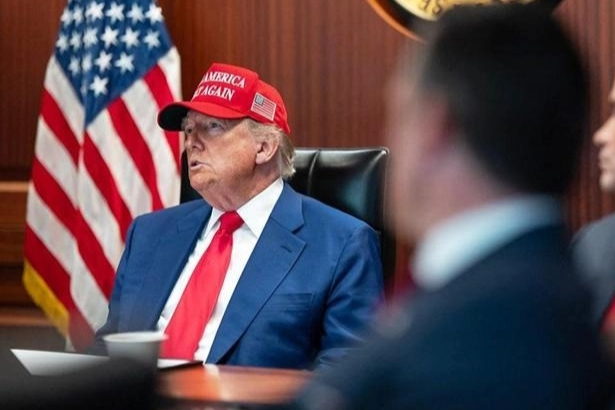 Trump’tan Düşük Petrol Fiyatlarına Sert Eleştiri!