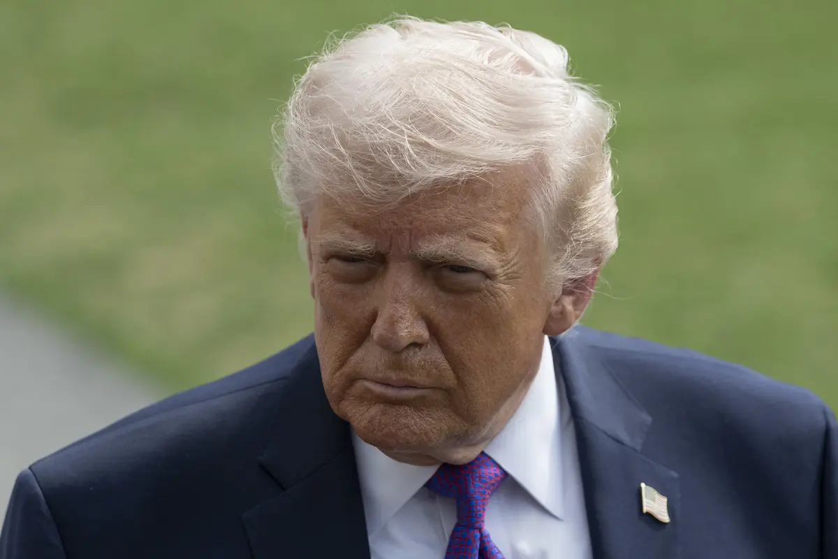 Trump tan Hamaney e  teslim ol  çağrısı:  Eğlence için birkaç kez daha vurabiliriz  4