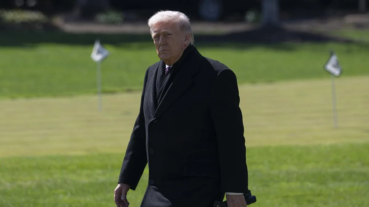 Trump’tan İran’a Sert Uyarı: Saldırılara Son Ver!