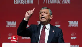 Özel'den 'yeni parti' sorusuna yanıt: "Vatandaş bizden ileride gidiyor"