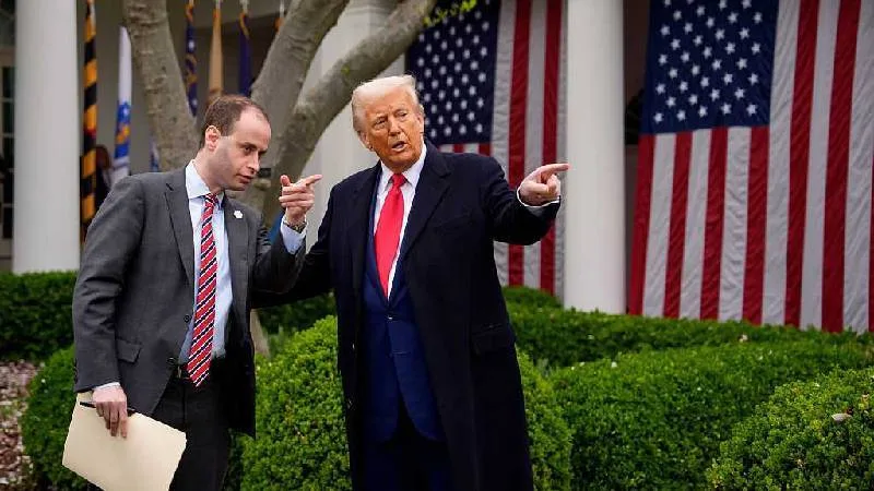 Trump, Yeni Hukuk Danışmanını Açıkladı!
