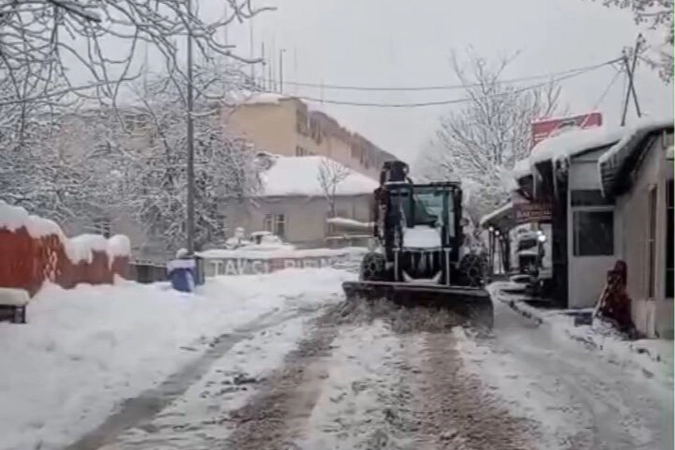 Tunceli’de 65 Yılın En Yoğun Kar Mücadelesi!
