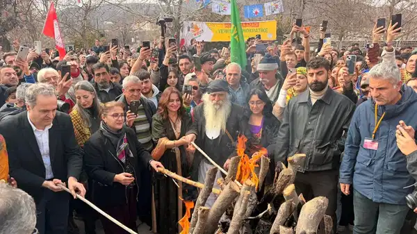 Tunceli’de Nevruz Coşkusu ve Barış Mesajı!