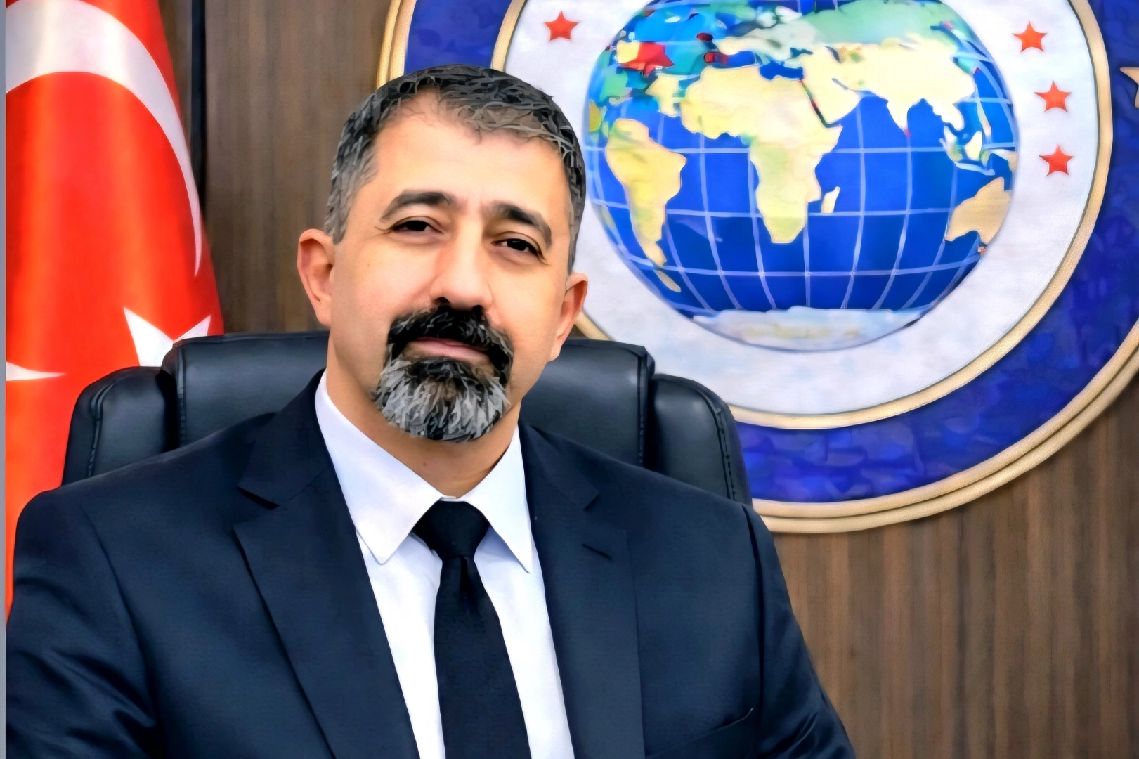 Türk Bayrağına Saldırıya Sert Tepki!