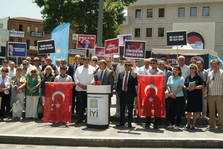 Türk Gençliği Geçmişine Sahip Çıkıyor!