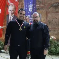 1783562111<em>47</em>Turk-kiliclari-Zindankapida-carpisti.jpeg