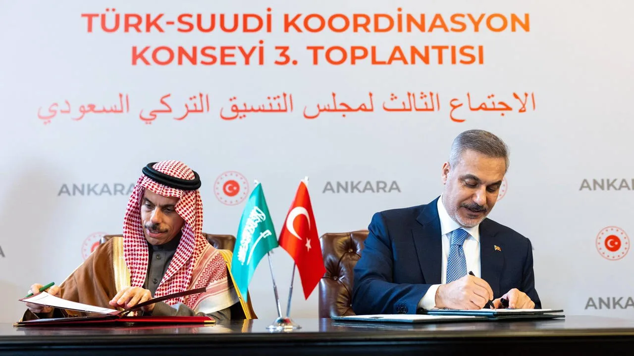 Türk-Suudi Vize Muafiyeti Anlaşması İmzalandı!